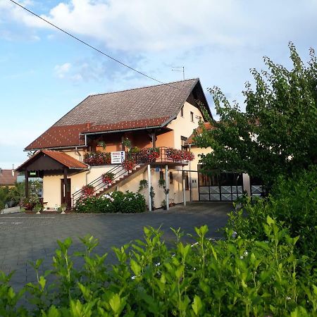 Family Puskaric Hotel Slunj Buitenkant foto